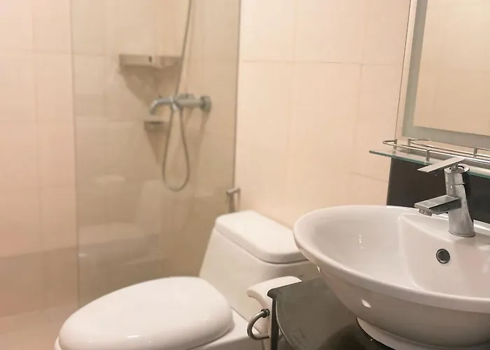 Apartment Venice Mckinley With Pool, Gym, Fast Wifi And Netflix Manila