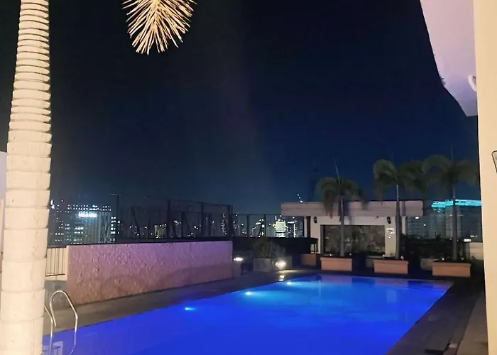 Venice Mckinley With Pool, Gym, Fast Wifi And Netflix Apartment