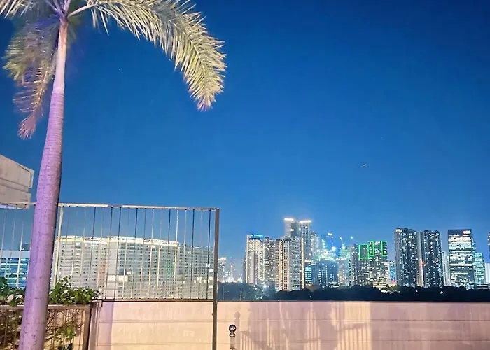 Venice Mckinley With Pool, Gym, Fast Wifi And Netflix *